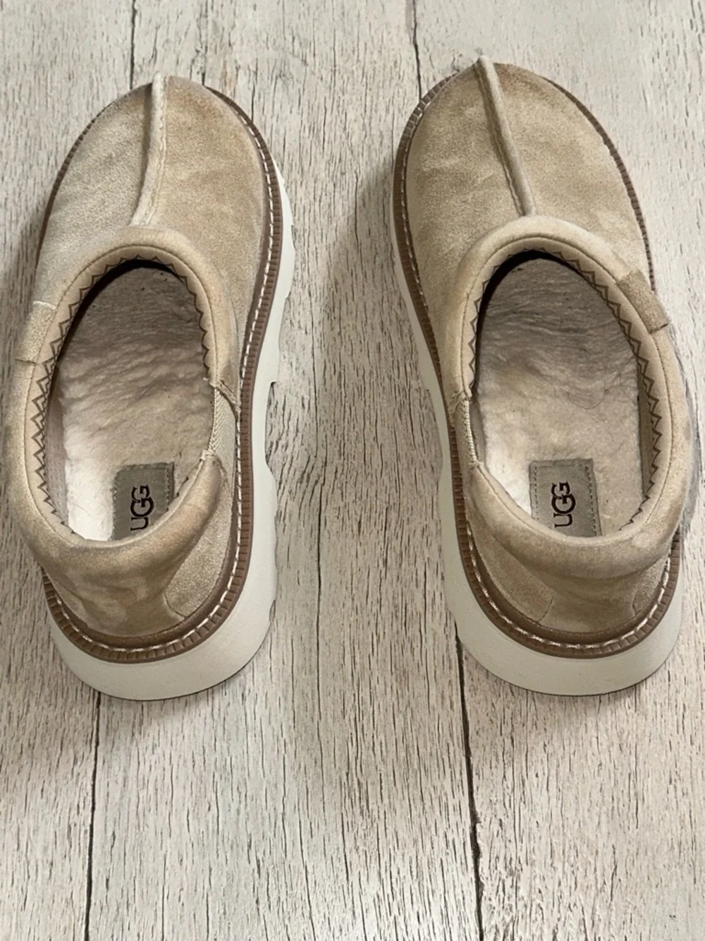 My UGG Cozy house slippers size 10 (used)